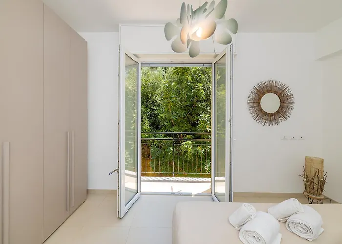 Apartamento Dimora Concept-coral Dream Suite-free Parking-bike Room-beautiful Flat Near The Sea Finale Ligure