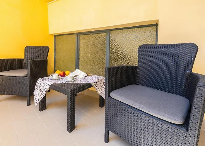 Apartamento Dimora Concept-coral Dream Suite-free Parking-bike Room-beautiful Flat Near The Sea *