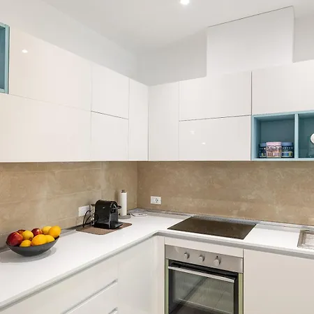 아파트 Dimora Concept-coral Dream Suite-free Parking-bike Room-beautiful Flat Near The Sea