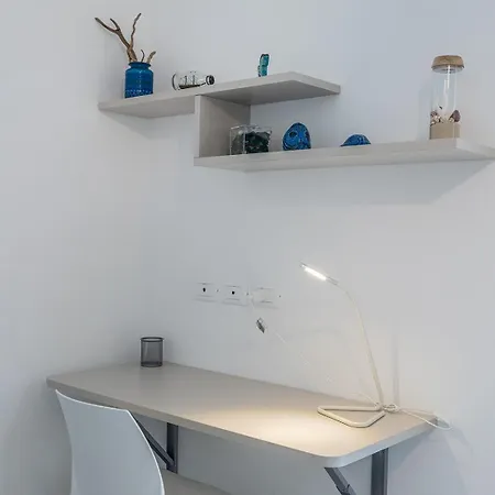 Dimora Concept-coral Dream Suite-free Parking-bike Room-beautiful Flat Near The Sea
