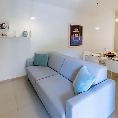 아파트 Dimora Concept-coral Dream Suite-free Parking-bike Room-beautiful Flat Near The Sea