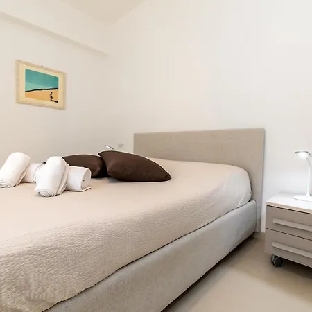 Dimora Concept-coral Dream Suite-free Parking-bike Room-beautiful Flat Near The Sea * פינאלה ליגורה
