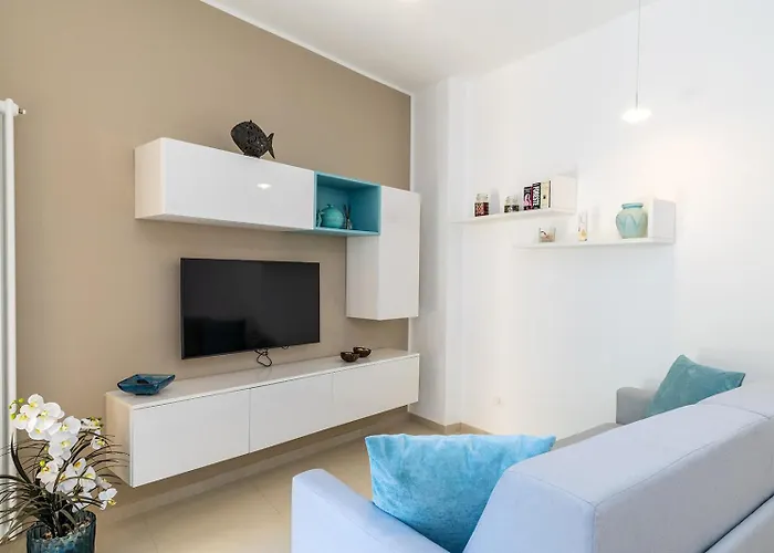 Dimora Concept-coral Dream Suite-free Parking-bike Room-beautiful Flat Near The Sea Lägenhet