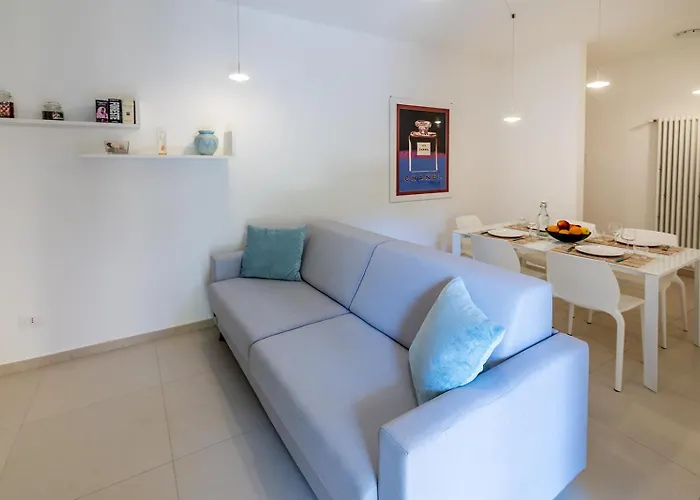 Apartment Dimora Concept-coral Dream Suite-free Parking-bike Room-beautiful Flat Near The Sea