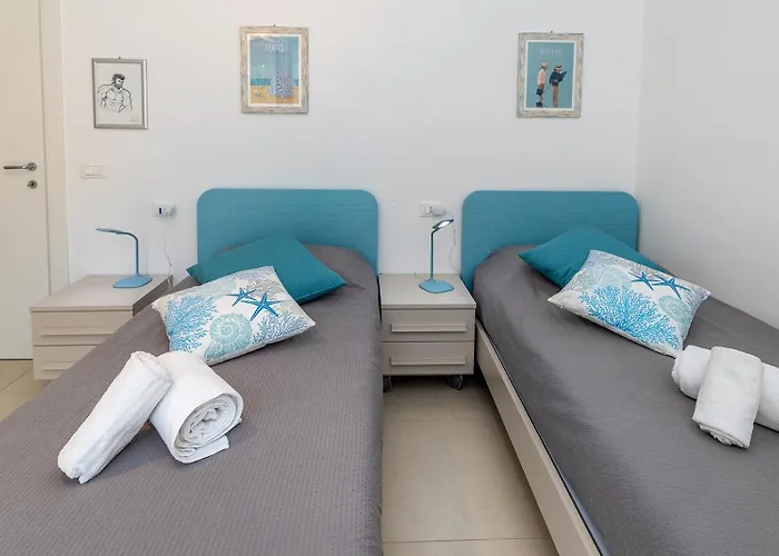 Dimora Concept-coral Dream Suite-free Parking-bike Room-beautiful Flat Near The Sea