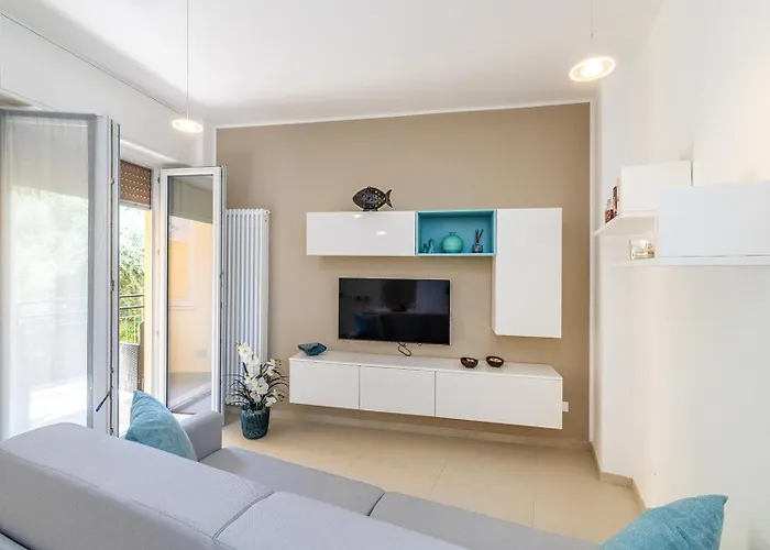 Dimora Concept-coral Dream Suite-free Parking-bike Room-beautiful Flat Near The Sea Apartment Finale Ligure