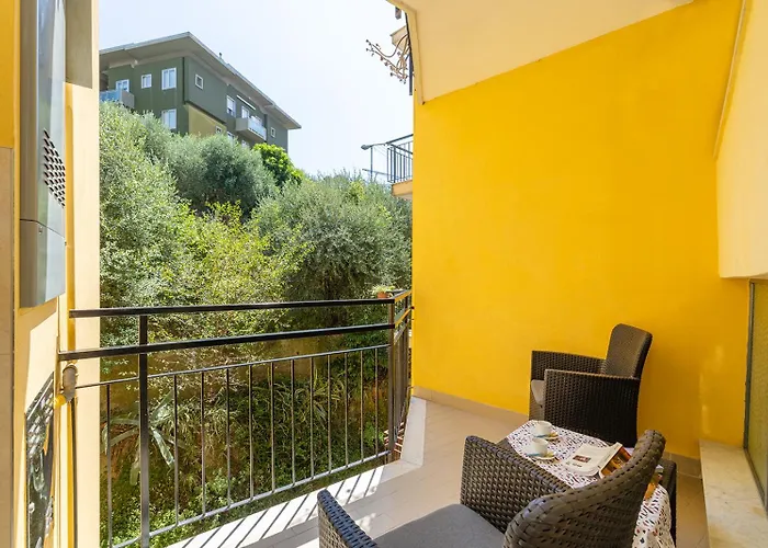 Dimora Concept-coral Dream Suite-free Parking-bike Room-beautiful Flat Near The Sea Lägenhet *
